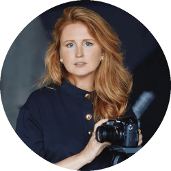 Елена Карнеева