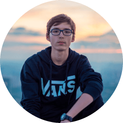 Глеб Хлопунов