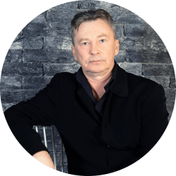 Василий Колобов