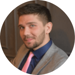 Максим Романов